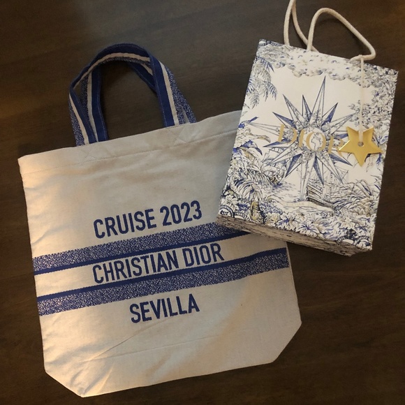Tote bag - Picture 1 of 3